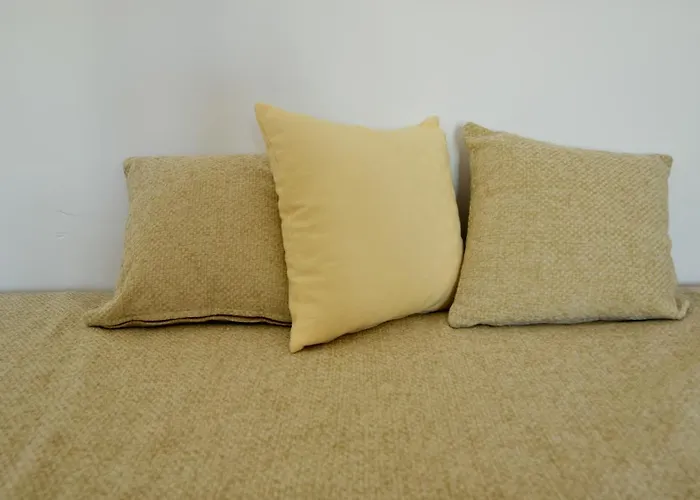 Standing Stone Appartement Kionia