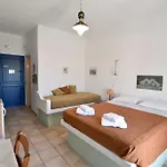 Standing Stone Apartman
