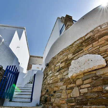 Standing Stone Apartment